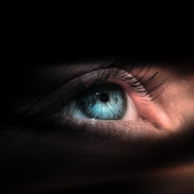 What You Should Know About Night Blindness
