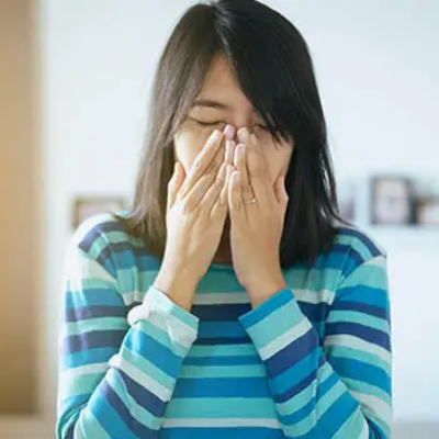 Top 5 Tips for Managing Eye Allergies This Spring